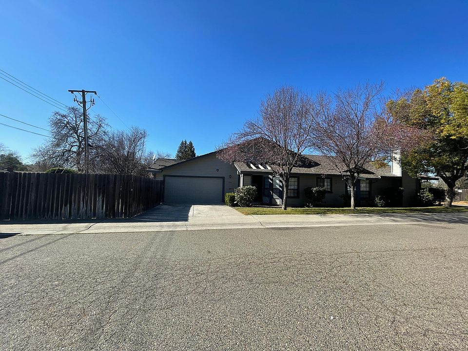 1st image of 4059 Gray St