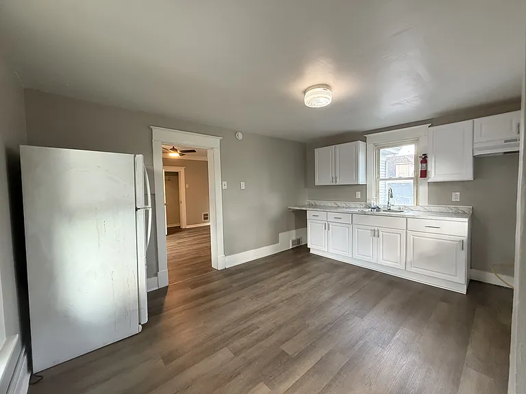 328 New York Ave #TOP REAR — Photo 5