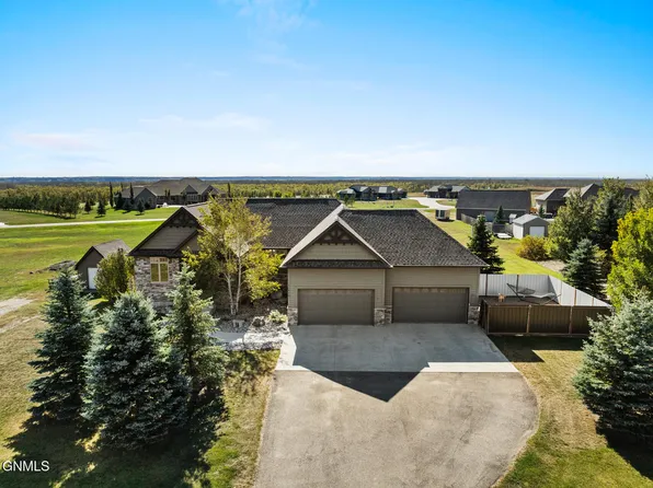 13910 Whitetail Cir, Williston, ND 58801