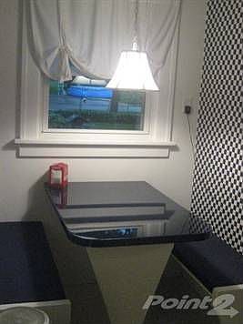 Breakfast nook