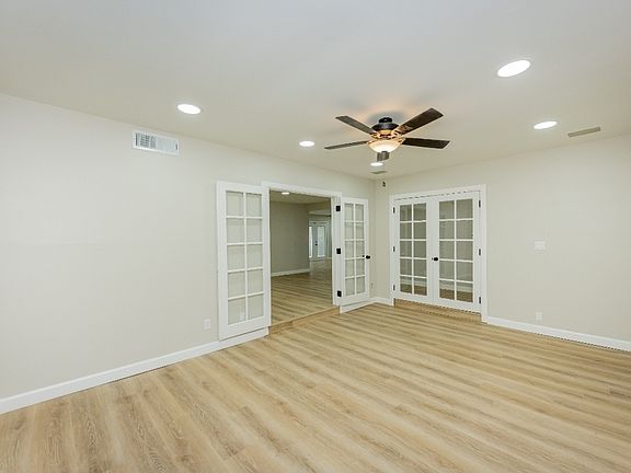 5th image of 4907 W Augusta Cir