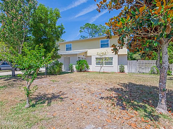 3rd image of 1218 Tracy Dr