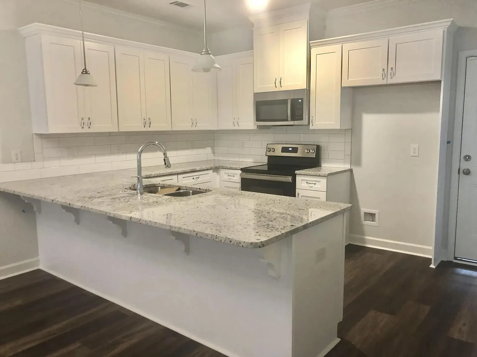 2 bed, 2.0 bath, 1440 sqft, $1,825 — Photo 4
