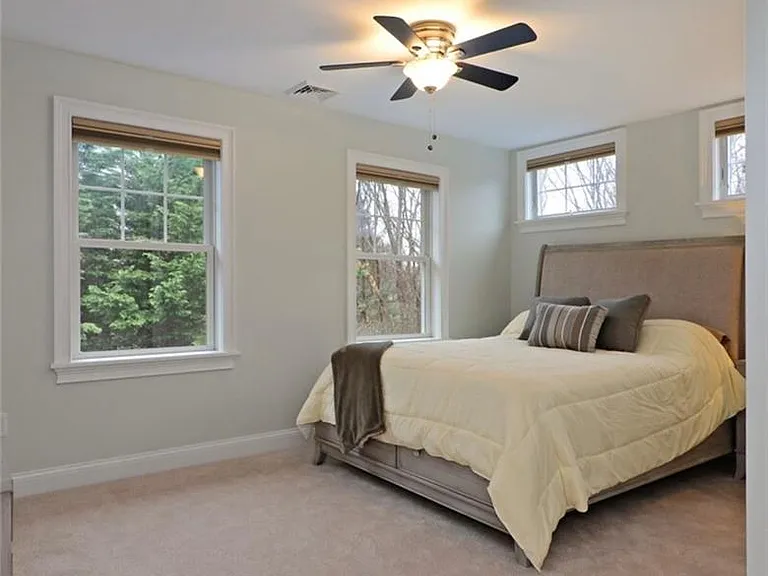 13 Arnold Ave #1 — Photo 26