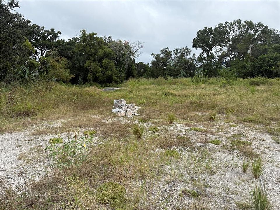 1st image of 145 W COUNTRY CLUB DRIVE