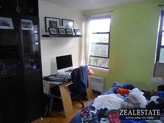 Rented by ZealEstate Group Inc | media 15