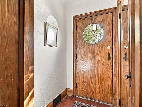 5th image of 48 Rothsay Ave