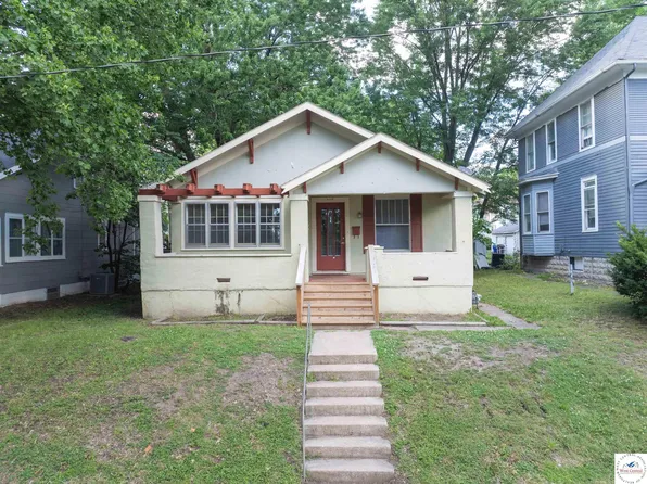 1118 W 7th St, Sedalia, MO 65301