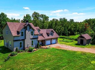 173 Dixon Rd, Clinton, ME 04927