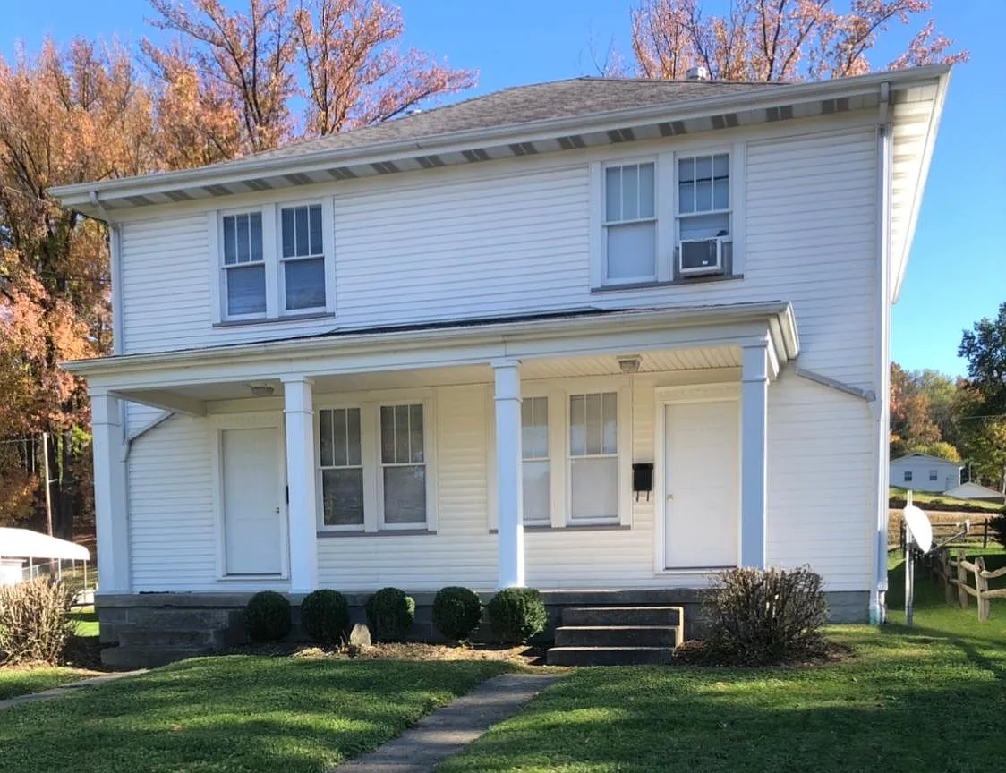 2 bed, 800 sqft, $800 — Photo 1