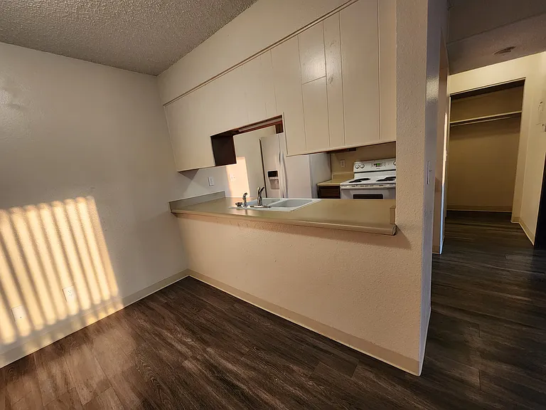 539 Wright St #306 — Photo 19