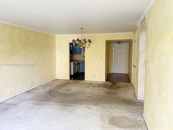 5th image of 807 W Oakland Park Blvd APT H12