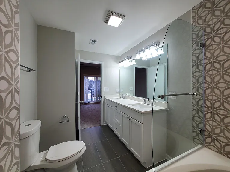 4925 S Forrestville Ave #2S — Photo 10