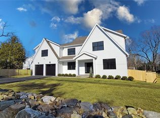 14 Maple Ave N, Westport, CT 06880