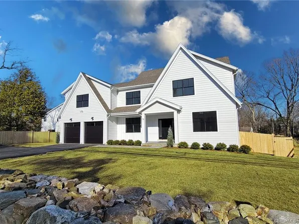 14 Maple Avenue North, Westport, CT 06880