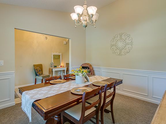 5th image of 3544 Olympic Dr
