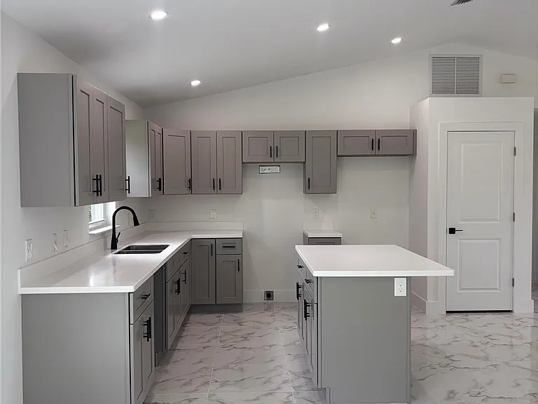 709 Ledge St — Photo 25
