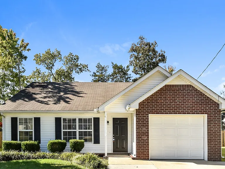 1315 Owasa Trl — Photo 1