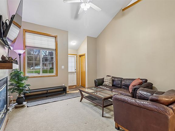 5th image of 2247 Grand Ave Unit 12