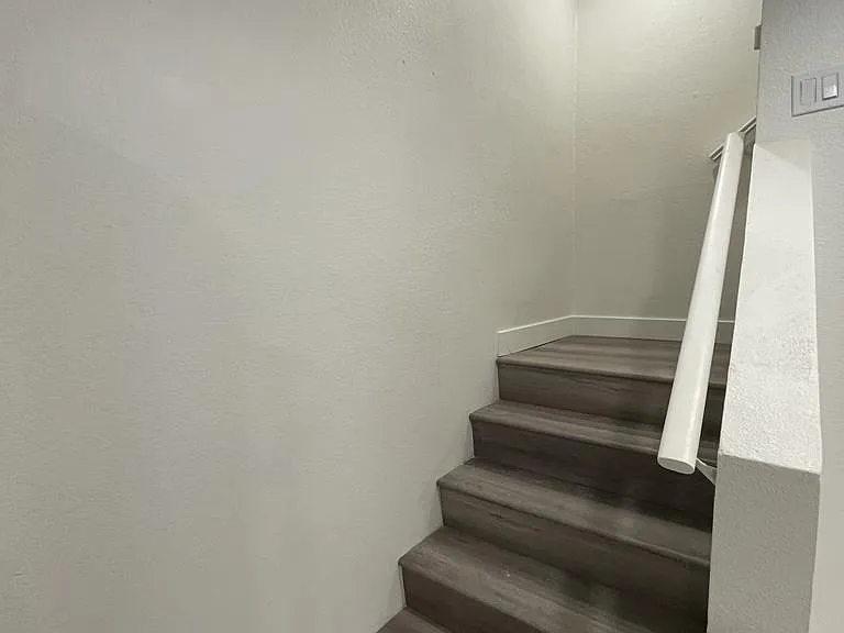 8828 Burnet Ave #8 — Photo 5