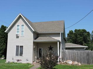 1115 Skadeland St, Ridgeway, IA 52165