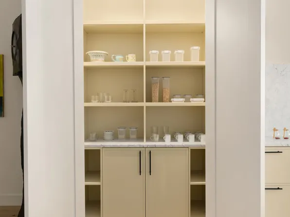 839 President Street image 10 of 53