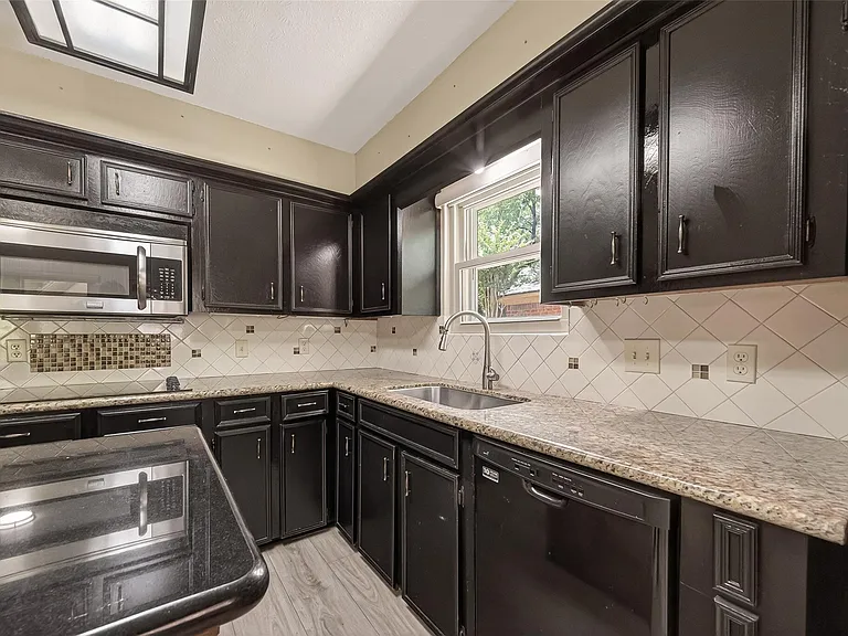 7527 N Hollow Cir — Photo 17