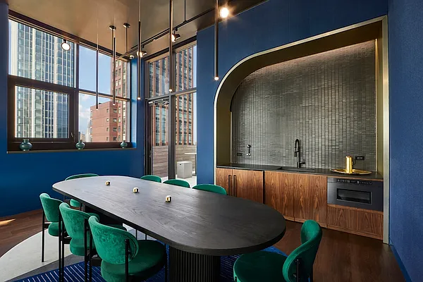 Rented by Greystar | media 9