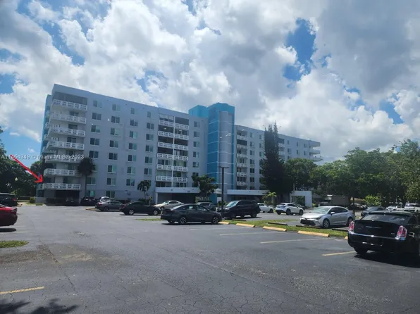 919 Hillcrest Dr APT 201, Hollywood, FL 33021