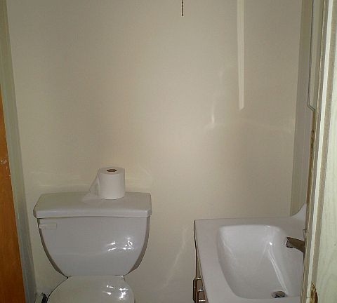 1/2 Bath