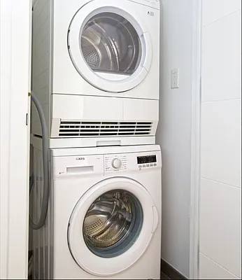 Rented by REAL New York | media 25