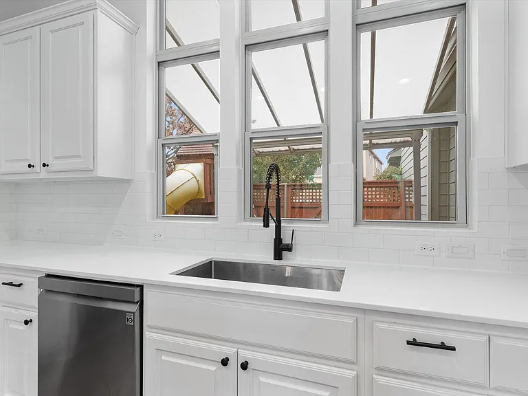 3120 Tom Miller St — Photo 8