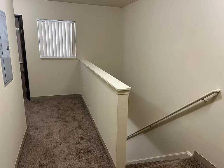 Unit Photo