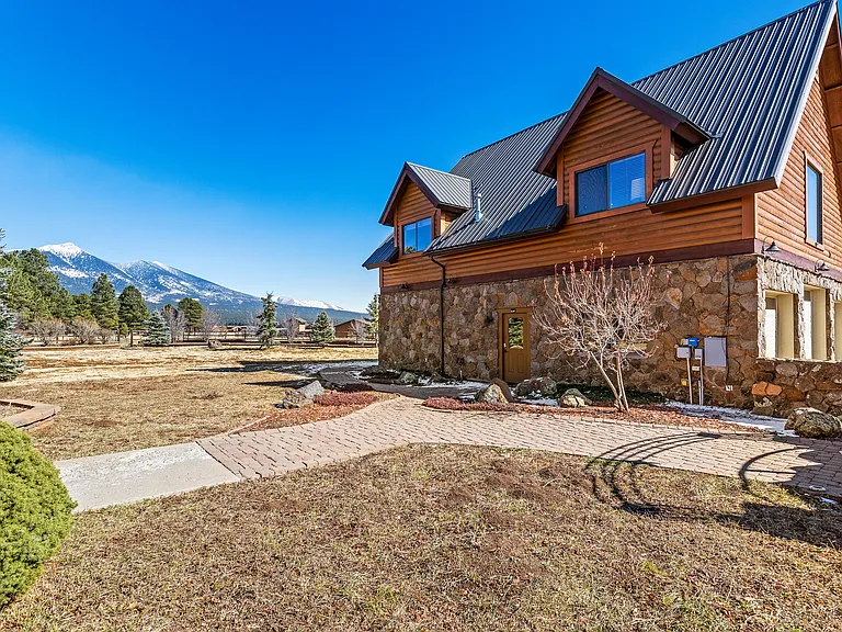 8950 W Antoinette Way — Photo 85