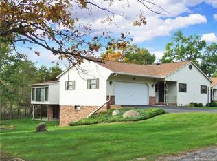 161 Village Ct #1, Ortonville, MI