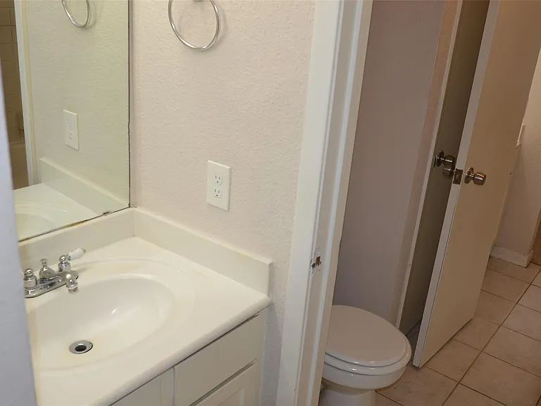 6111 Beverly Hill St #43 — Photo 21