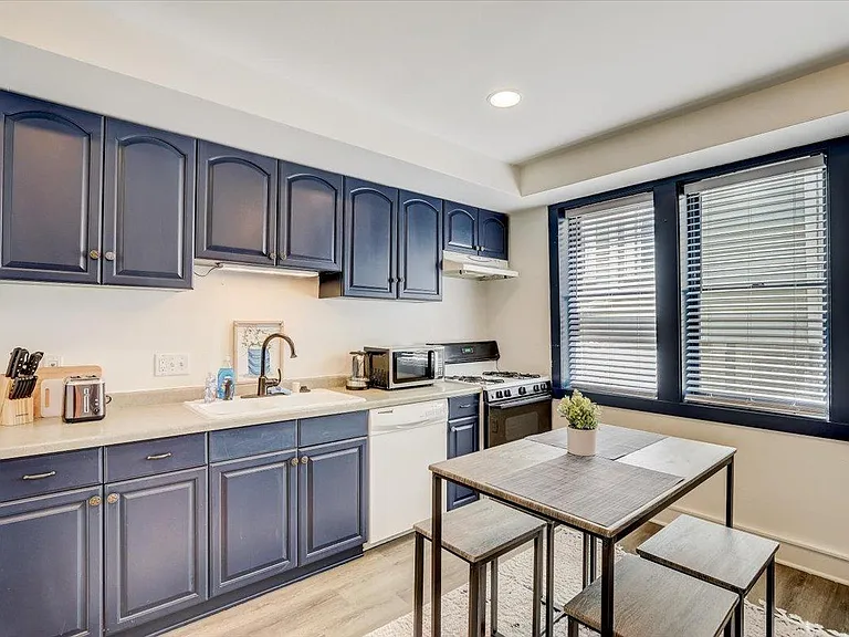 1855 N Pulaski St — Photo 15