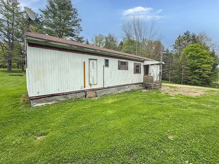 Listing photo 5