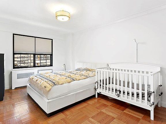3rd image of 240 E 76th St APT 6S