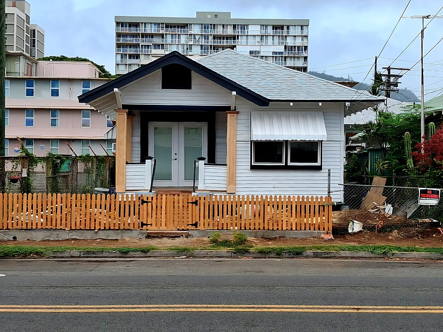 1812 Young St — Photo 4