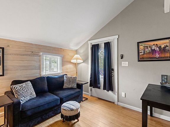 2nd image of 515 Cedar Crest Ct #3
