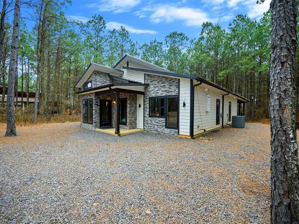 73 Carter Valley Ln, Broken Bow, OK 74728