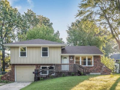 1007 SW Ingleside Pl, Lees Summit, MO, 64081