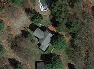 34 Denise Ct, Salt Point, NY 12578