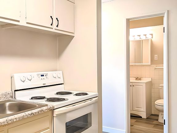 4th image of 1540 Mississippi St #204