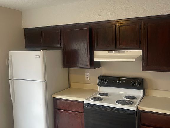 5th image of 217 Arrowhead Dr #217
