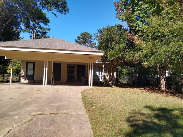 1025 Louise Ln