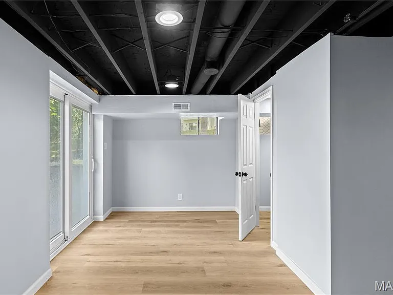 24 Forest Crest Dr — Photo 14