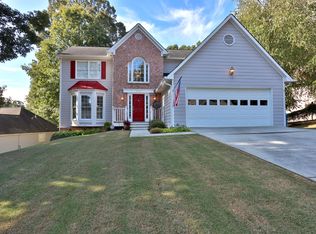 3151 Lakecrest Dr, Dacula, GA 30019