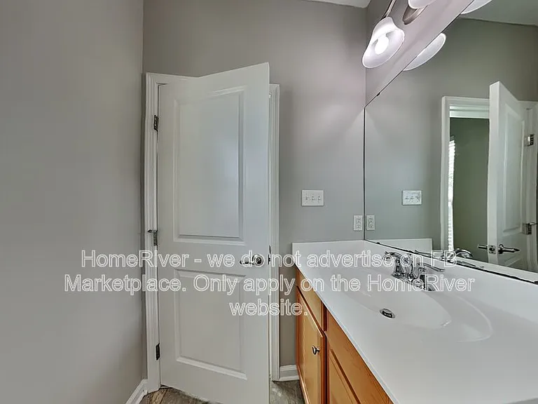 311 Cross Creek Dr — Photo 9